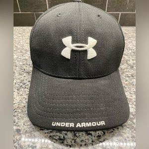 Under Armour Fitted Baseball Cap.